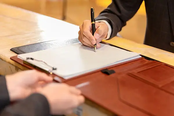 为什么电脑总有音乐